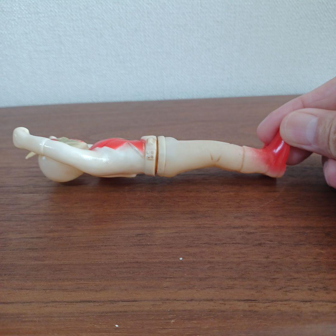 無版権　パチもの「仮面ライダーX」風のアイボリー色の希少ソフビフィギュア