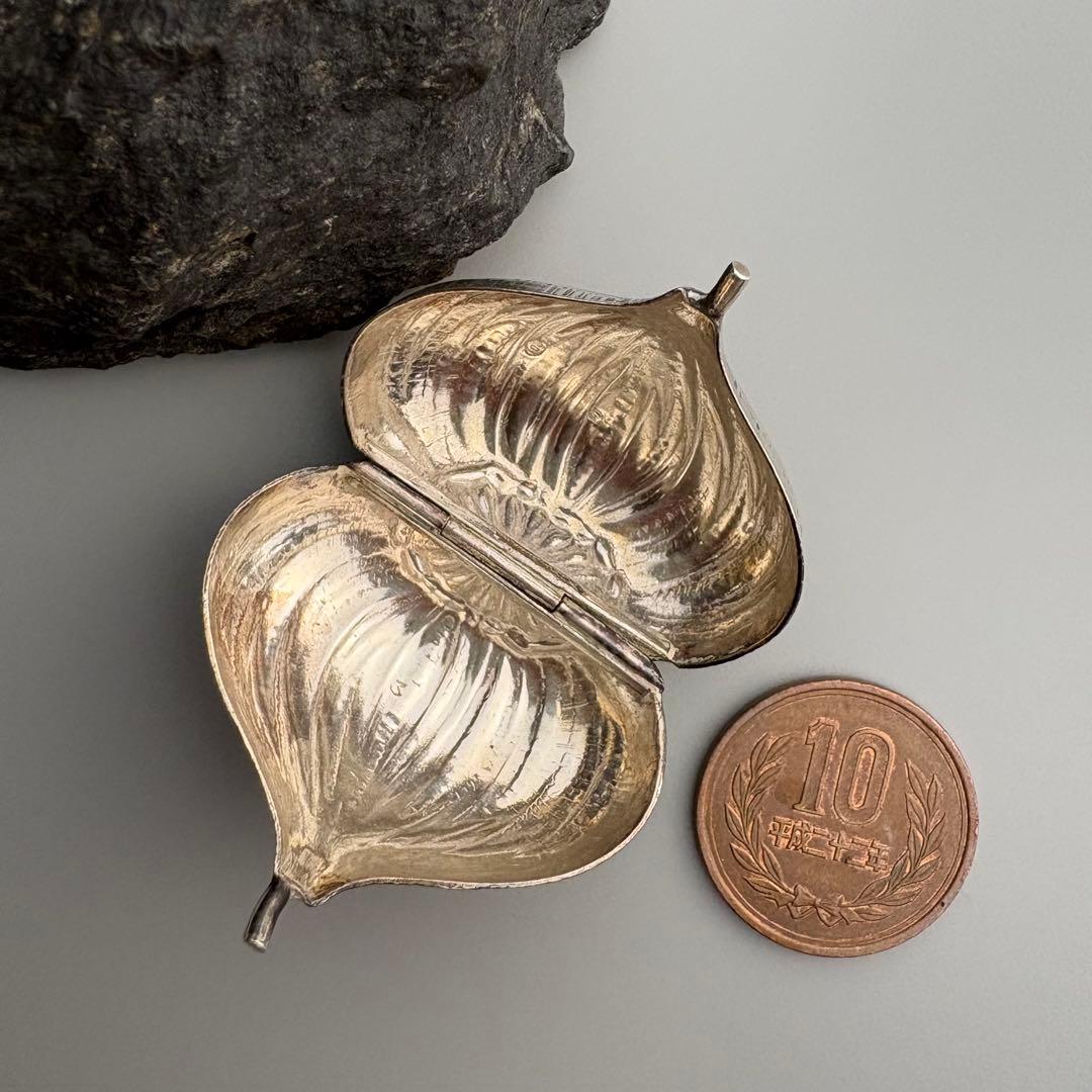 イタリア800純銀 毛栗の形をした小箱 シルバー製栗型小物入れ
