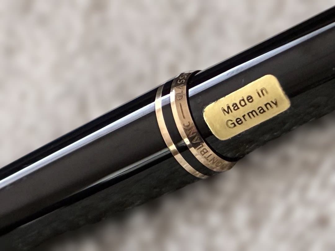 ◾️極美品◾️MONT BLANC モンブラン◾️クラシックボールペン◾️新品リフィル