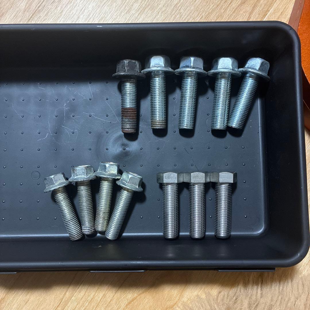 30プリウス　キャンバープレート　6度　キャンバーボルト