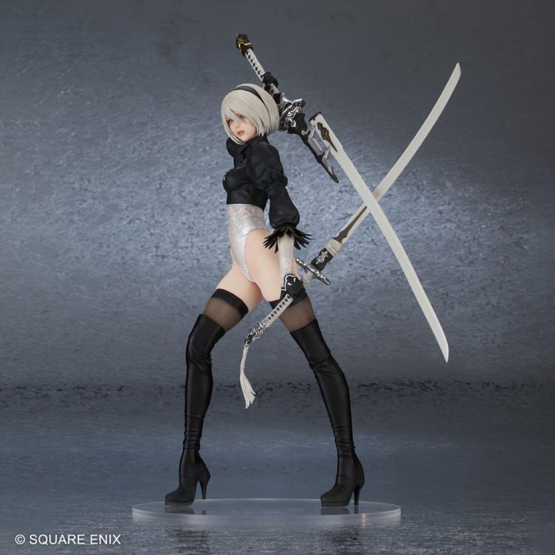ハ*ル様 新品NieR：Automata 2B Version 2.0スクウェア