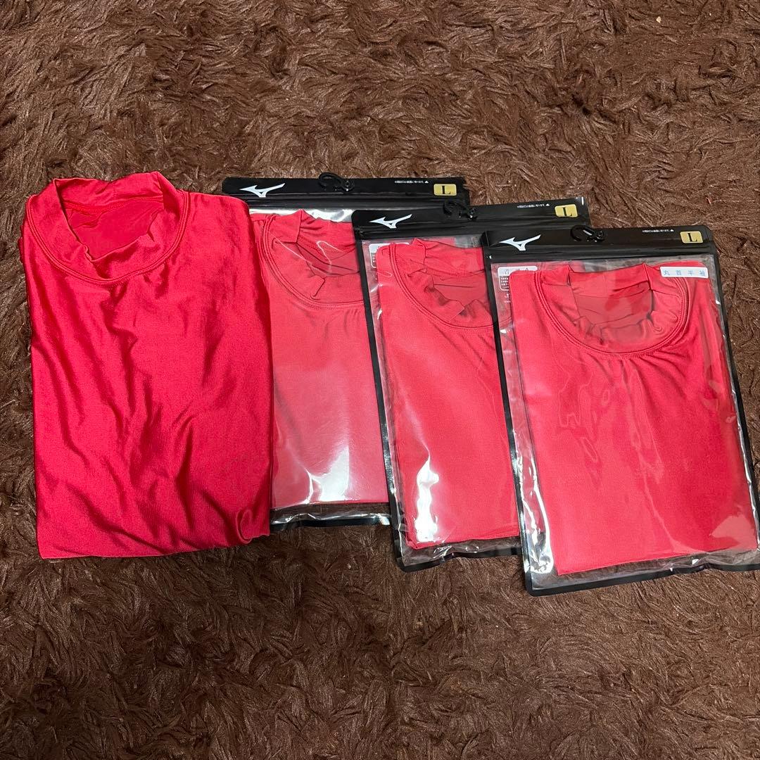 赤のアンダーシャツ 4枚セット