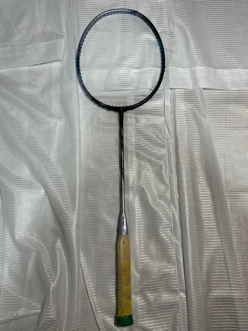 YONEXバドミントンラケットASTROX 88DPRO