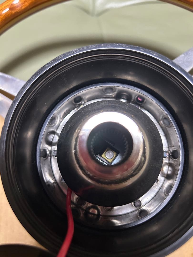 NARDI TOKYOホーンボタン付きウッドステアリング直径36.5cmボス付き