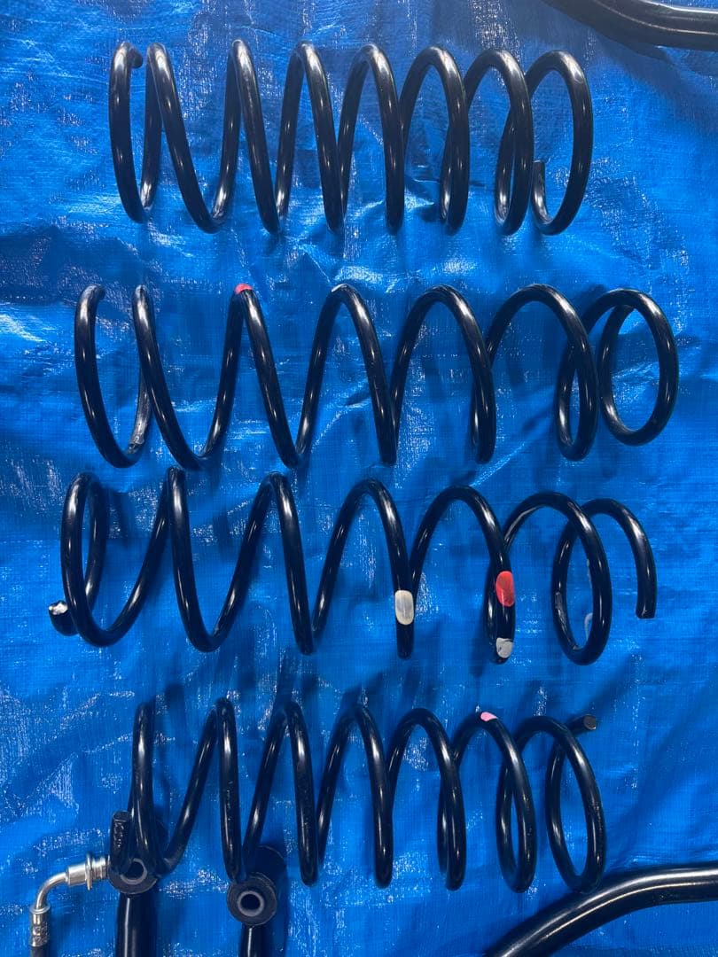 jb23純正サスペンションキット一式