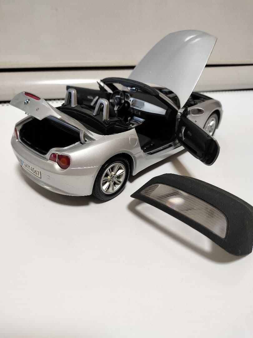    Z4　ミニカー