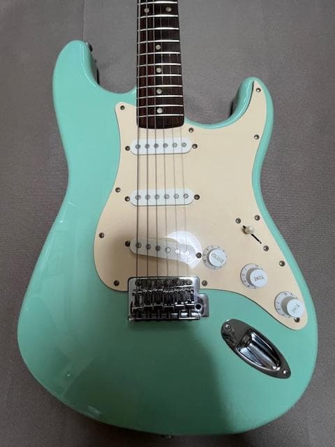 Squier Affinity Stratcaster　美品　サーフグリーン