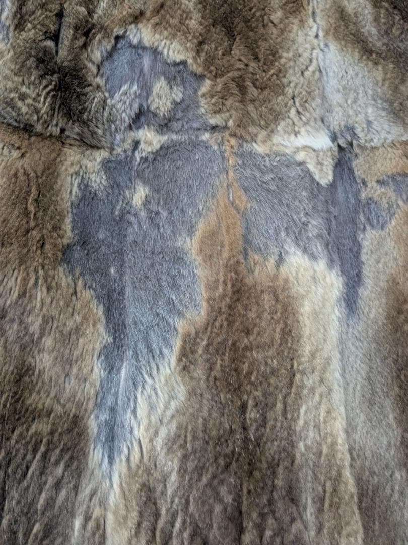 イヴ　サロモン　毛皮インナー付コート