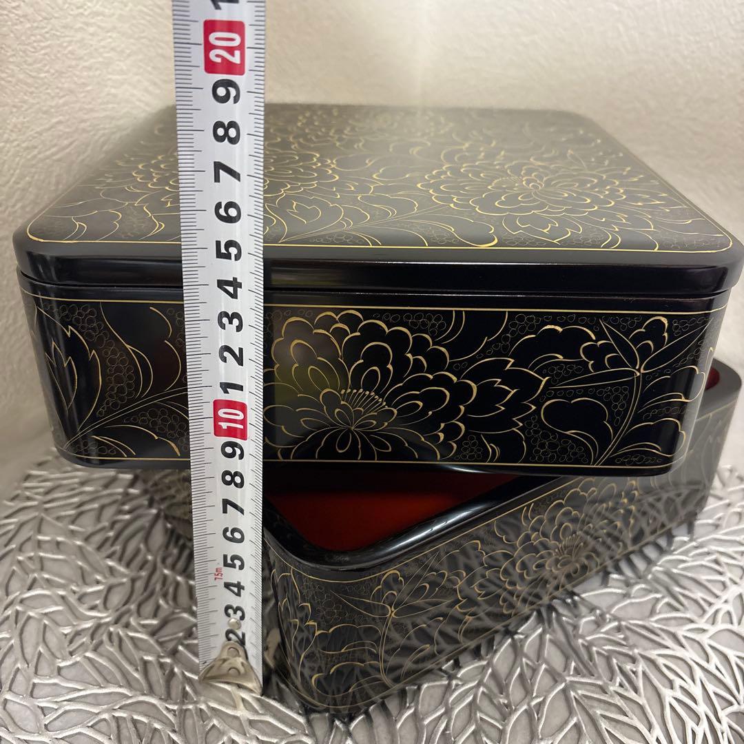 ⭐️輪島塗　布着堅地漆器 二段重箱 漆黒金花模様