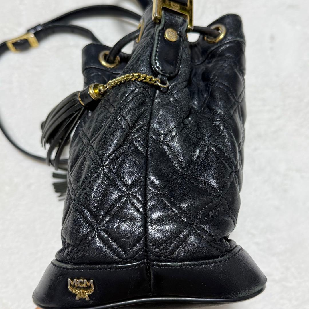 MCM ブラック キルティング バケットバッグ クロスバッグ