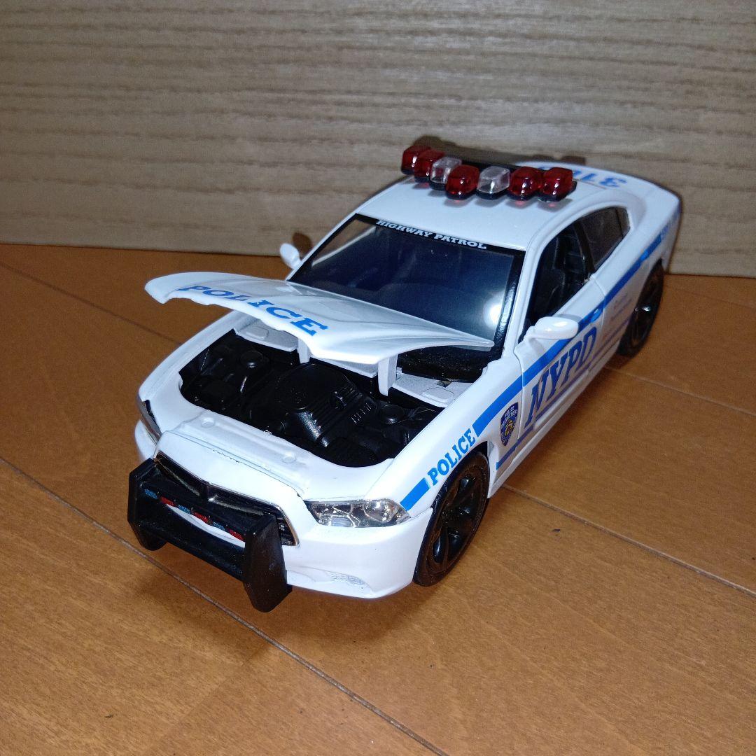 CHP ＆ NYPD 1/24 ミニカー 4台セット