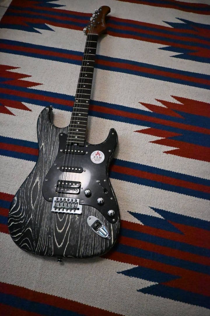 Bacchus SGS-ASH/RSM BAW（Black and White）