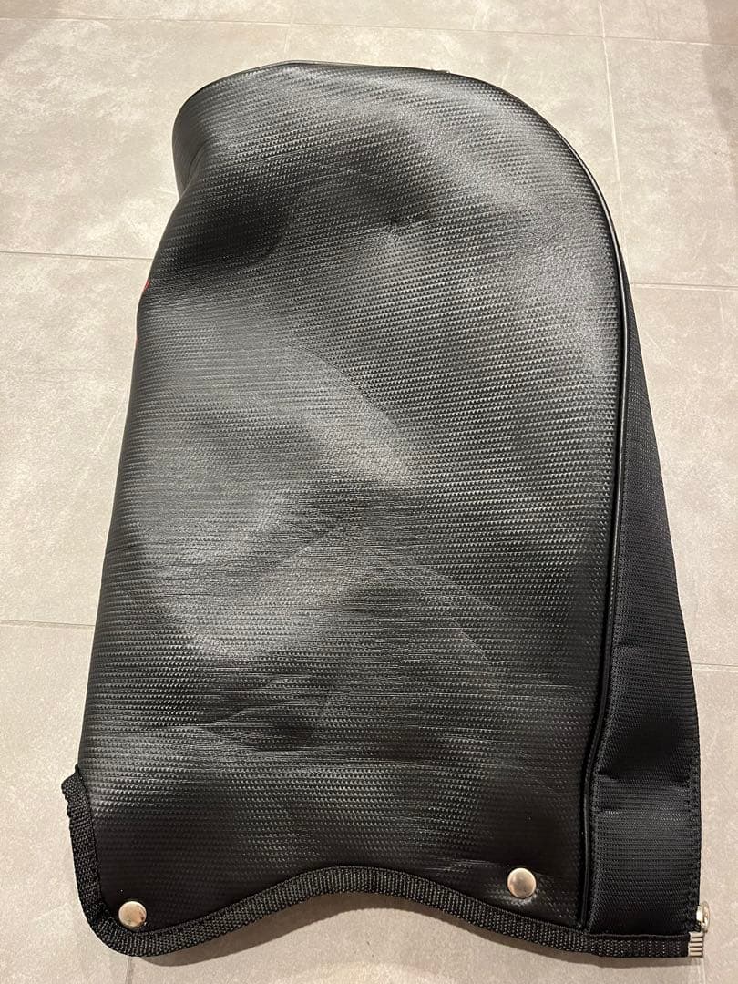 Puma キャディバッグ 黒/赤 練習場のみ使用 室内保管
