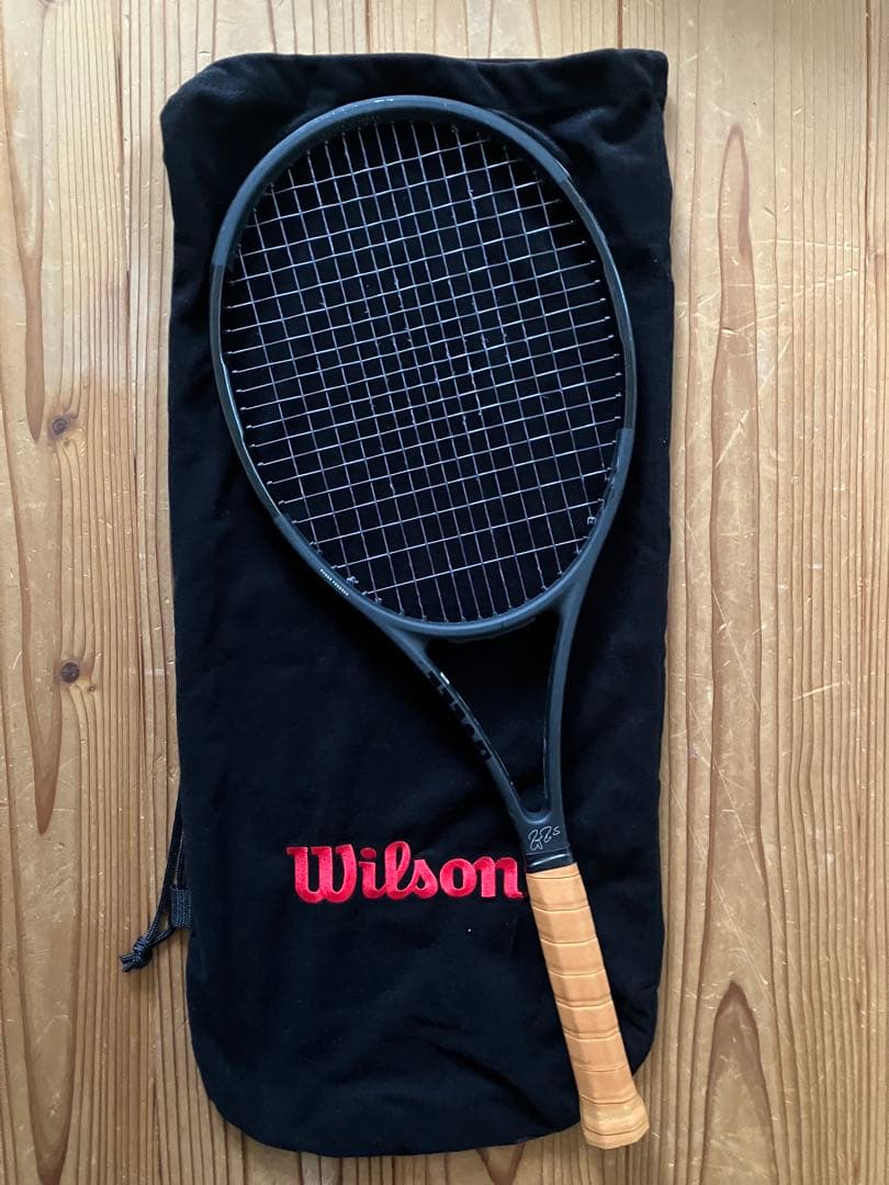 スイス国旗 レア　ウィルソン　プロスタッフ　RF97 V11 グリップサイズ4