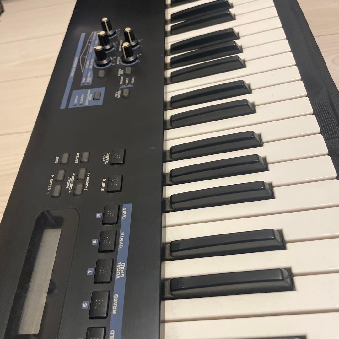 Roland JUNO-D 61鍵シンセサイザー