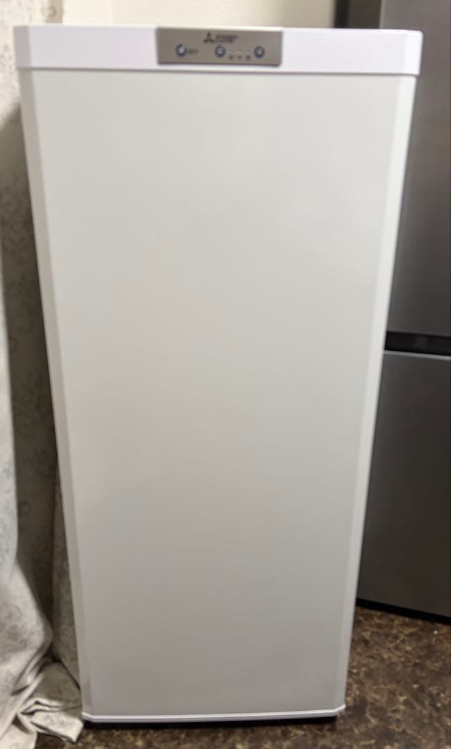 三菱電機 ノンフロン冷凍庫 MF-U12H-W 121L