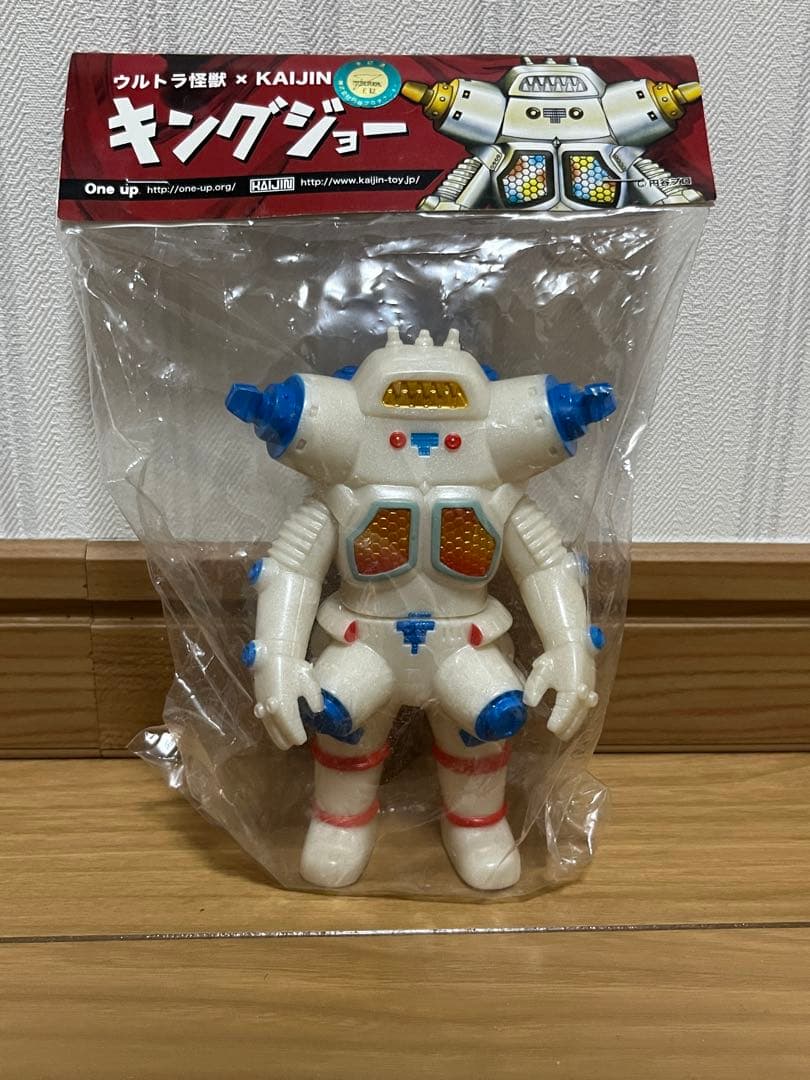 ウルトラマン キングジョー フィギュア　oneup kaijin ソフビ
