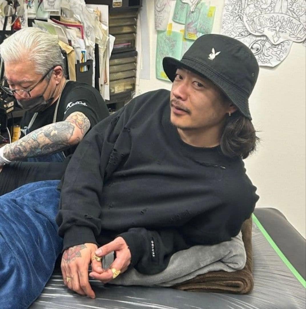 CALEE FOAMING LOGO CREW NECK SW M 山田蓮