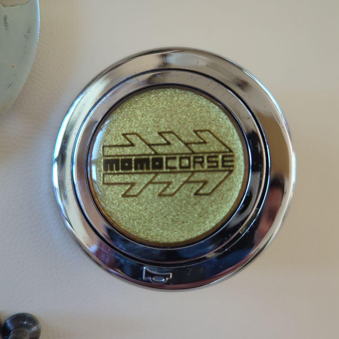 モモステ　ウッド