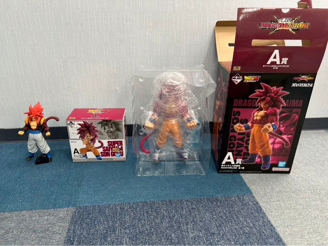 一番くじ　ドラゴンボール　ダイマ　孫悟空　超サイヤ人4 フィギュア　ゴジータ