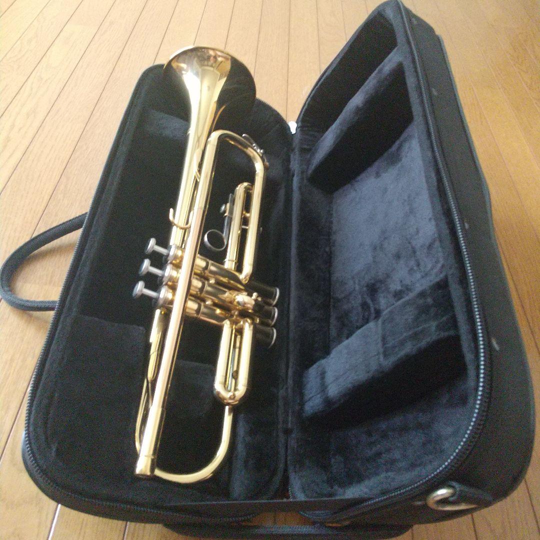 ヤマハトランペット 「YTR-1335」ゴールドラッカー仕様。美品