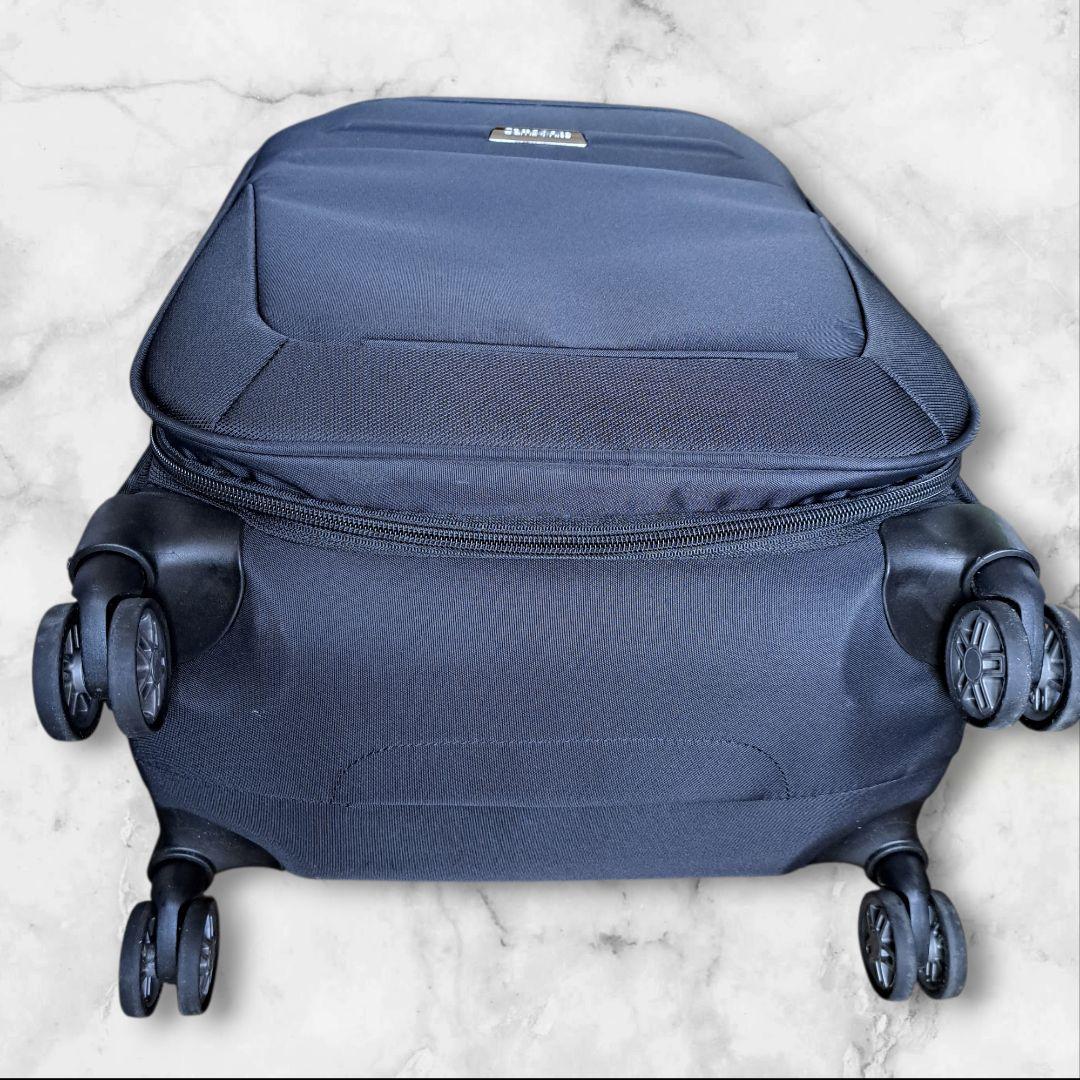 【極美品】Samsonite ビーライト4 　35~40L 軽量キャリーケース