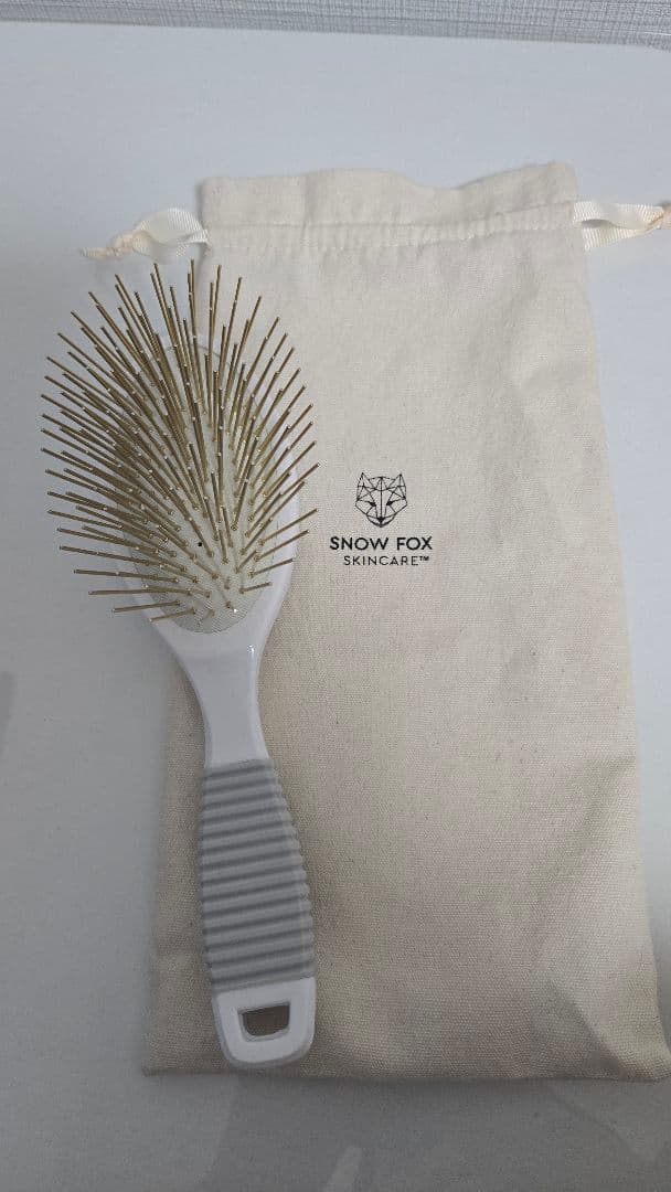  FOX ヘアブラシ ホワイト