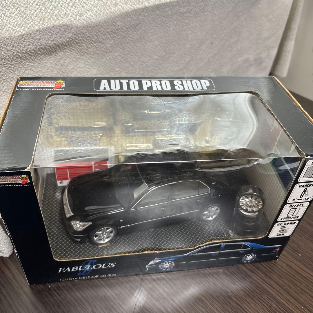 TOYOTAトヨタ セルシオ 30 後期 2004