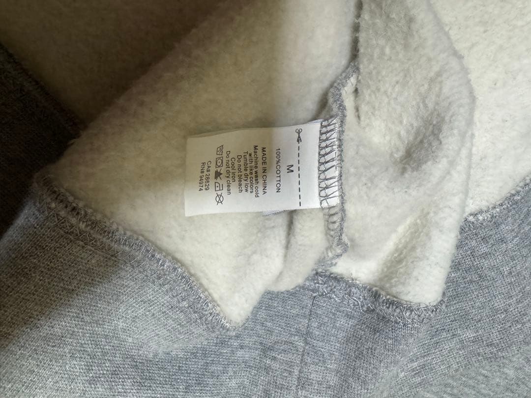 Stussy グレー フード付きスウェット