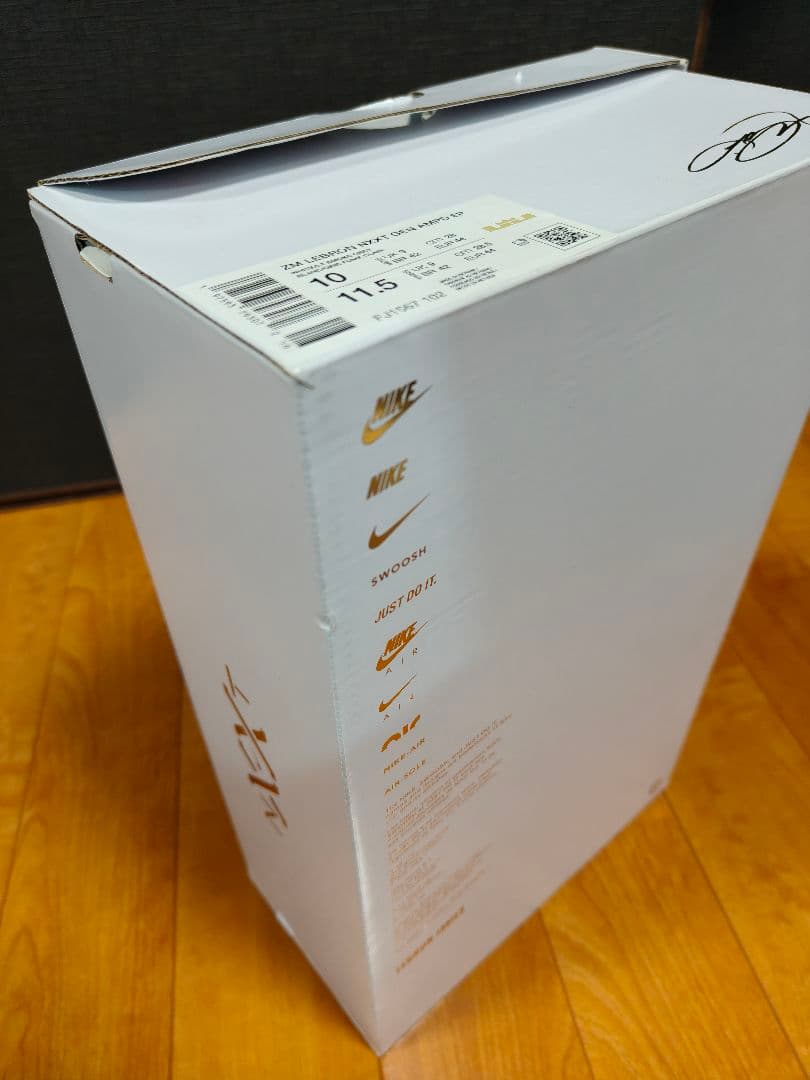 レブロン NXXTGEN AMPD(28.0cm) WHITE