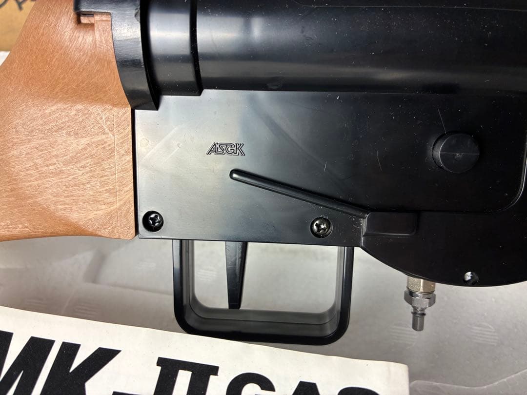 STEN MK-Ⅱ FULL AUTO ウッドストック(樹脂製)GAS SMG