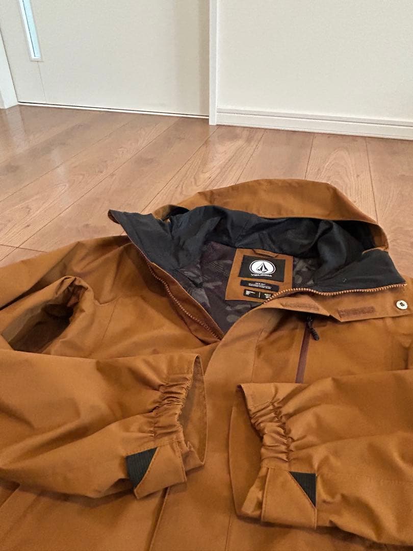 値下げ！　volcom gore-tex レディース　ジャケット　美品　Sサイズ