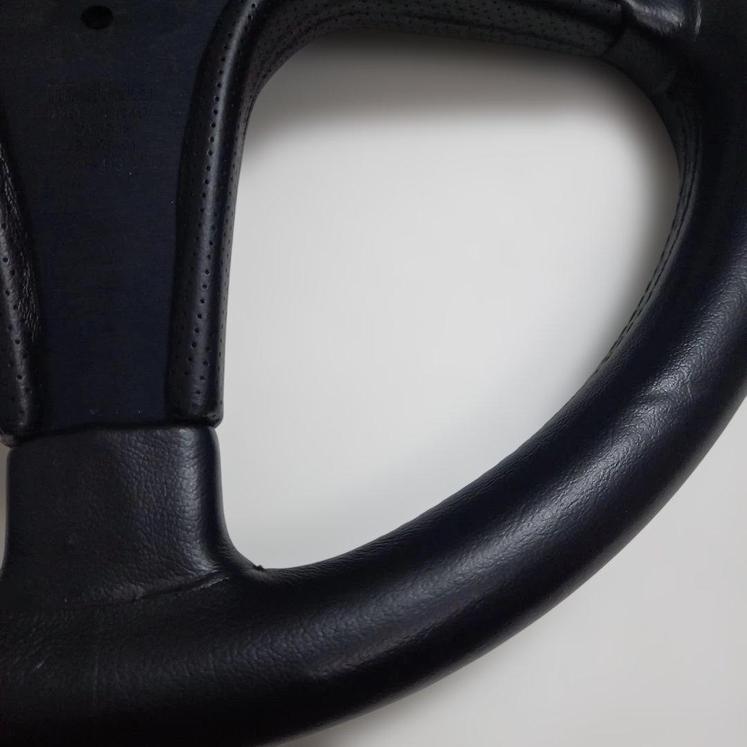 MOMO モモ ステアリング デイトナ3 Φ36.5