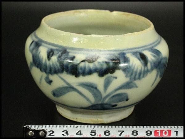 中国美術 青花 草花紋 壷 φ11.5cm(ZE335)