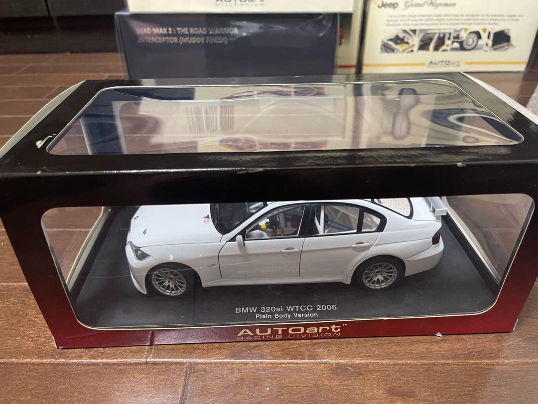  320si WTCC 2006 AUTOart ミニカー