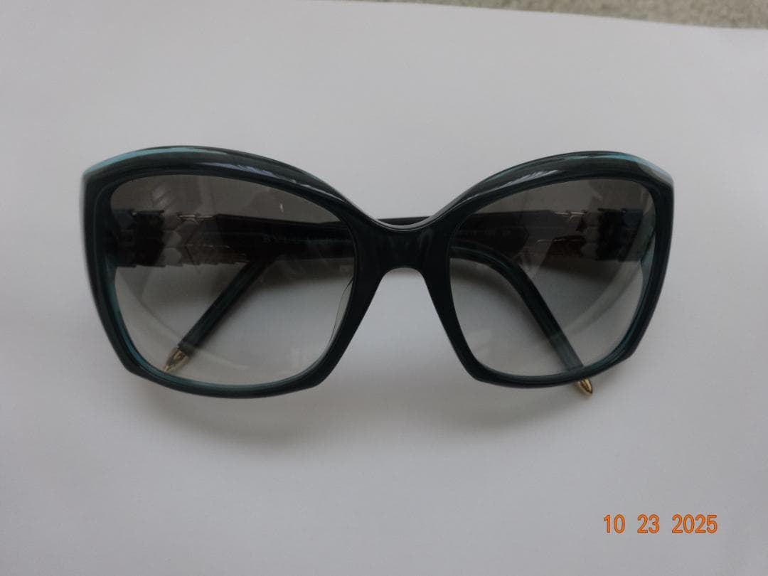 BVLGARI サングラス　8133Ｆ　56□18　made in Itaiy