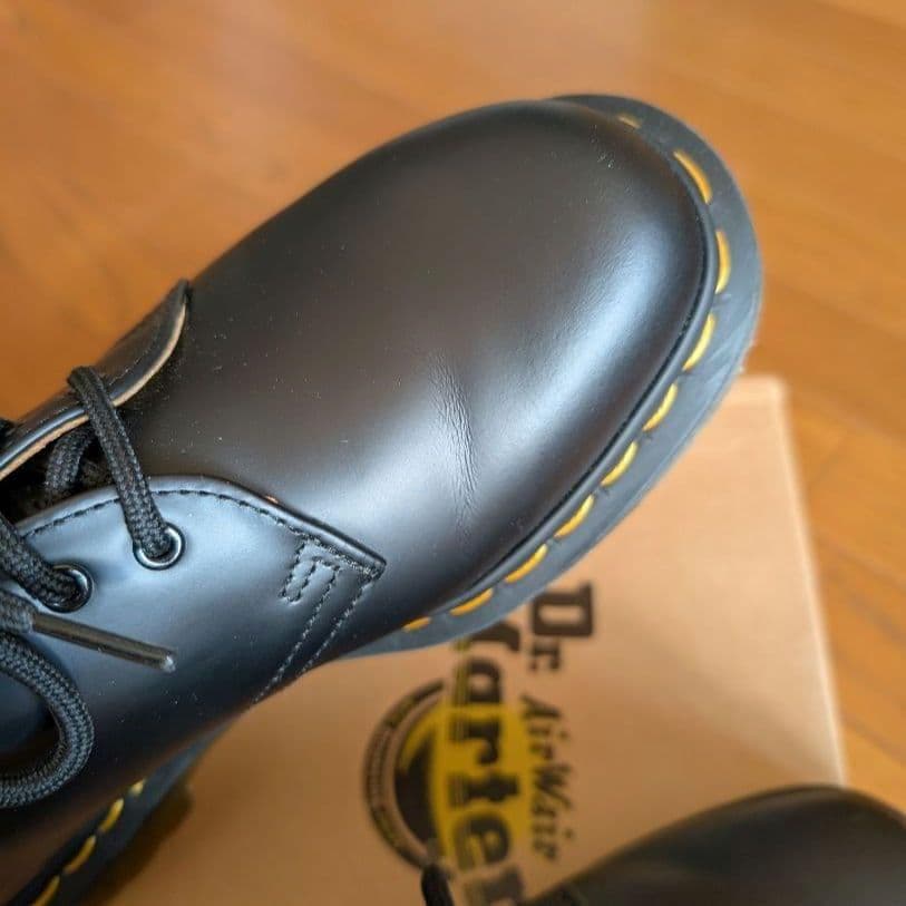 匿名配送 ドクターマーチン 1461 3ホール UK5 24.0cm