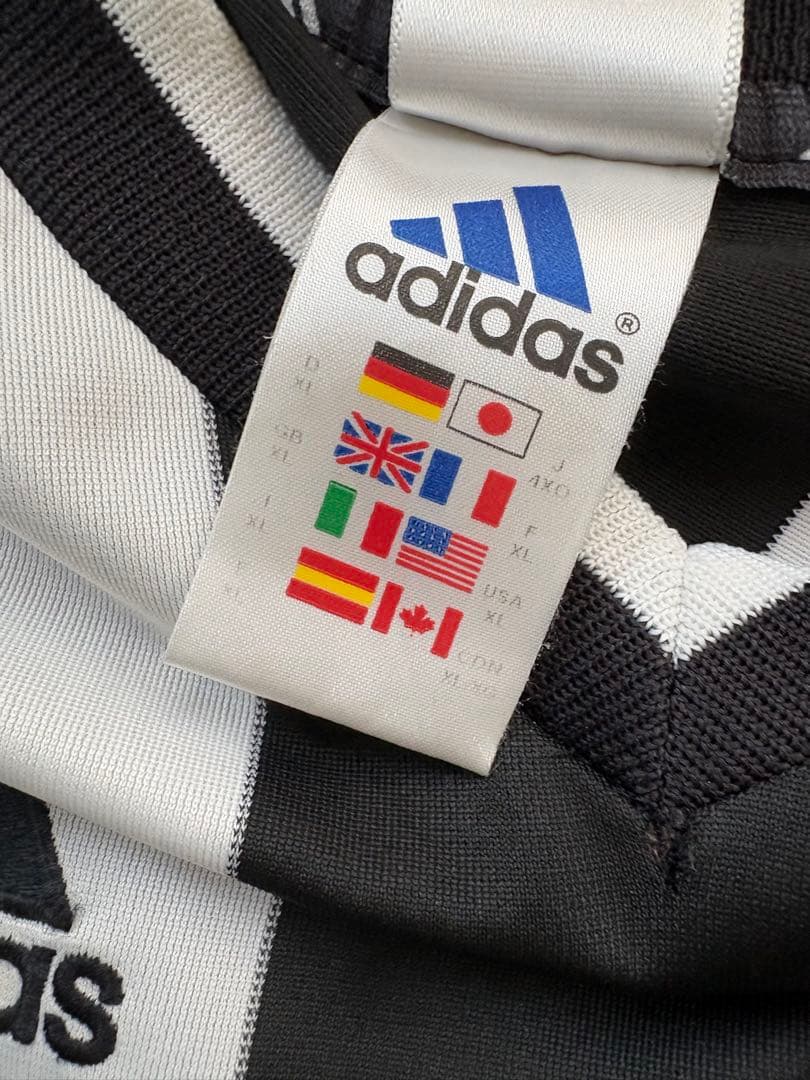 ニューカッスル アラン・シアラー 2001-02 ユニフォーム