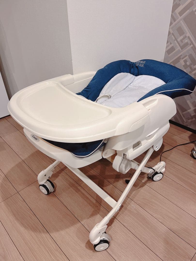 combi ネムリラ ハイローチェア
