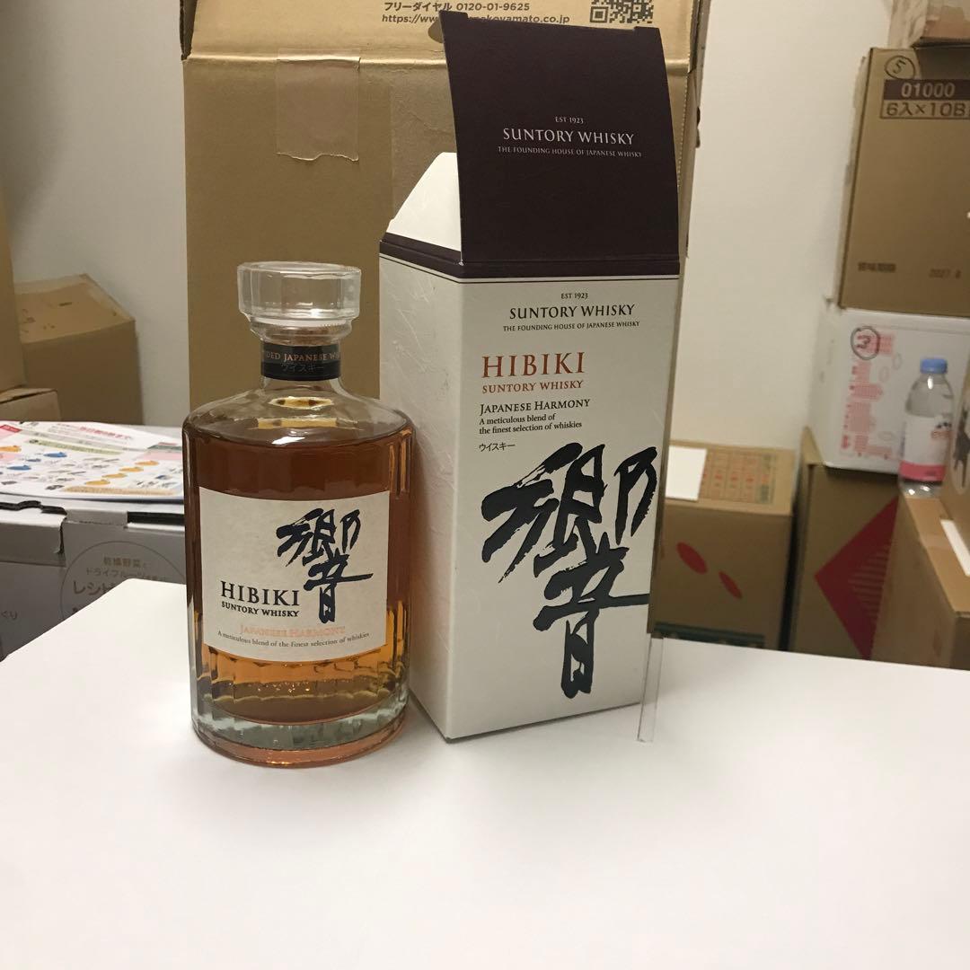サントリーウイスキー　響　ジャパニーズハーモニー700ml箱付き