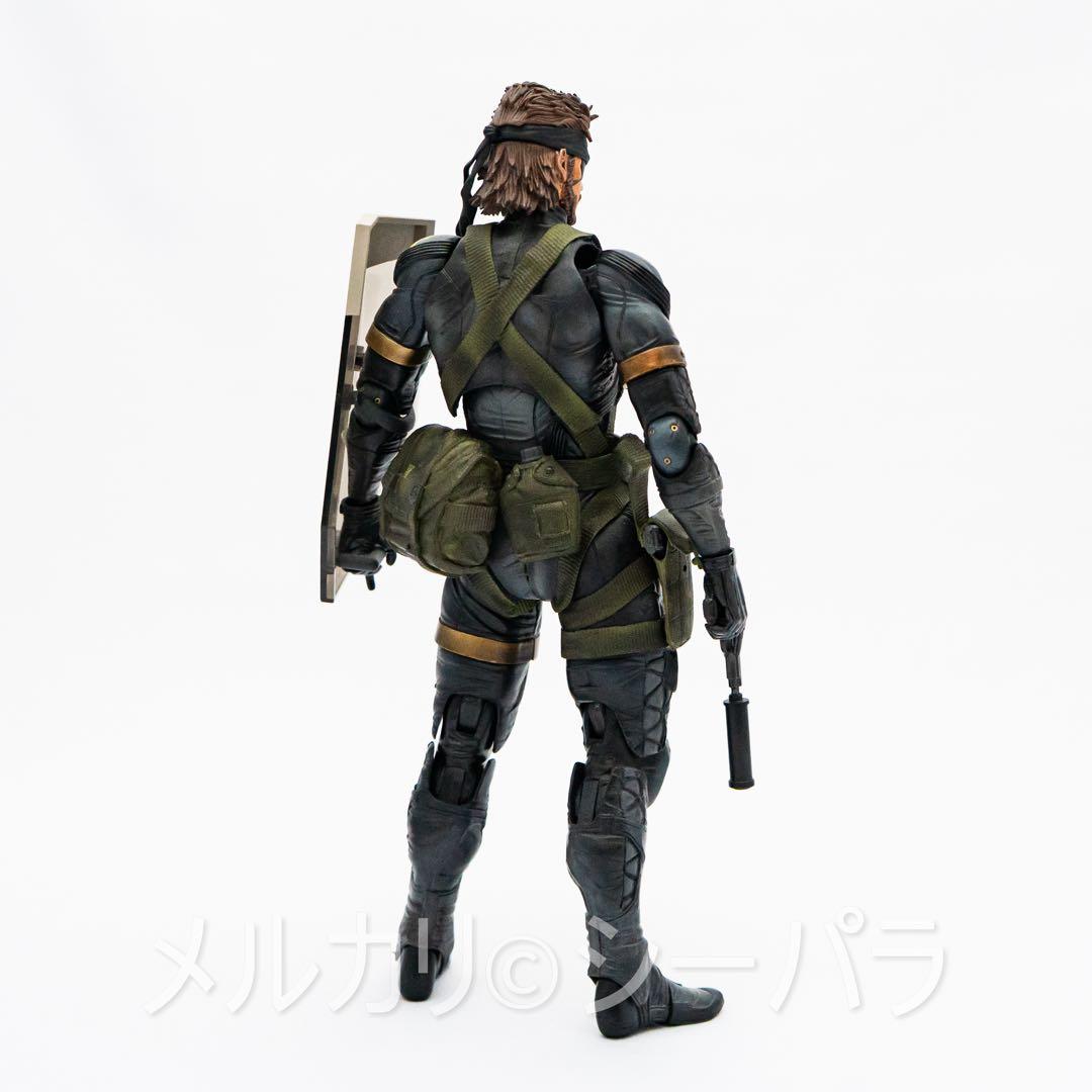 プレイアーツ　メタルギアソリッド　スネーク