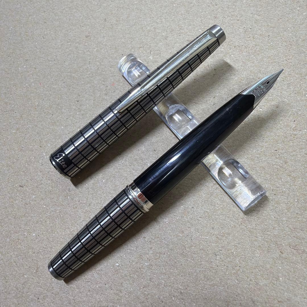 廃盤 パイロット Elite エリート 格子 万年筆 18K 750 M 蝕刻