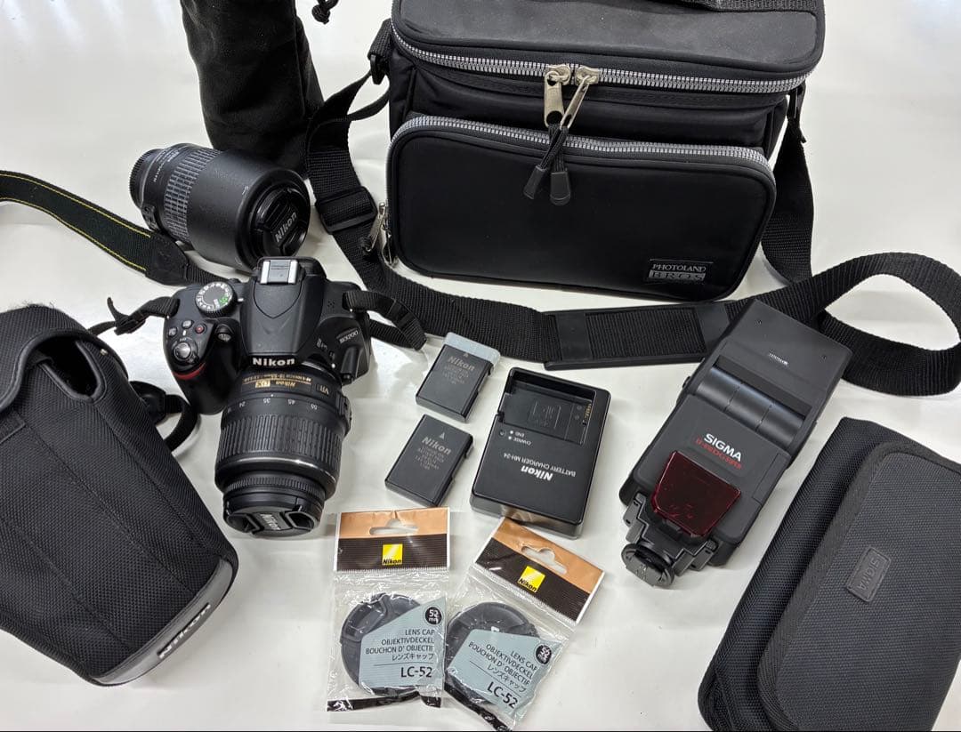 Nikon ニコン D3200 デジタル一眼レフカメラセット【フラッシュ故障？】