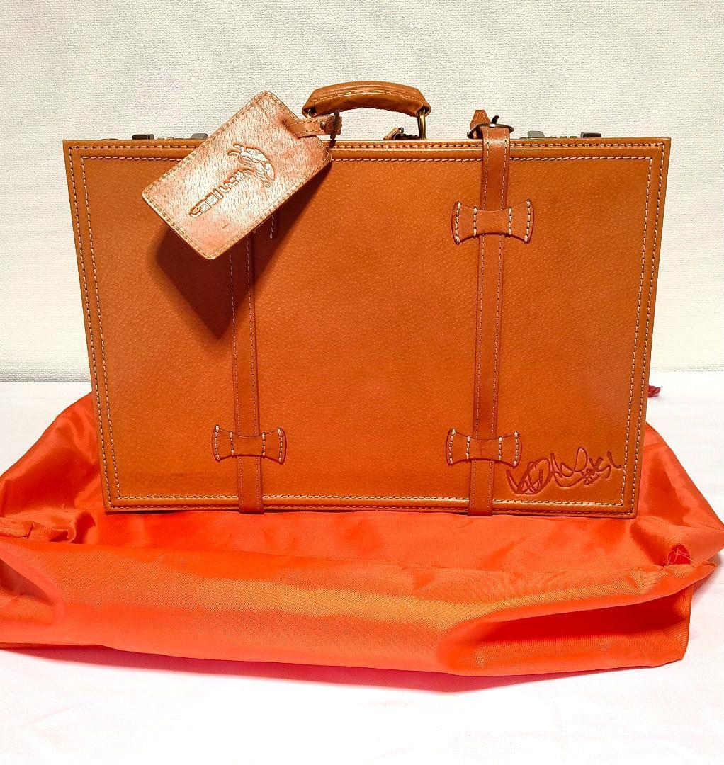 (非売品) KIRIN キリン一番搾り イチローイチ番レザーサイン入りトランク