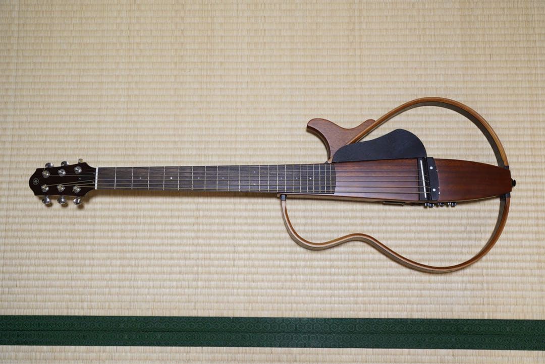ヤマハ　サイレントギター　SLG200S/NT