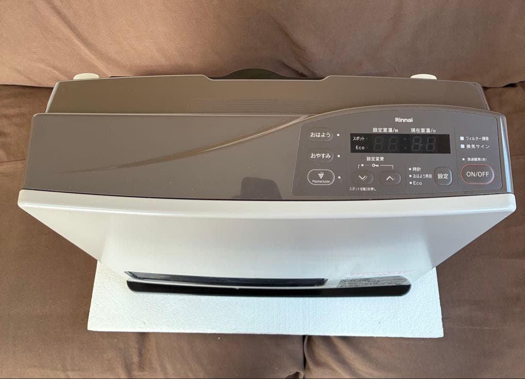 2022年11月製Rinnai RC-Y4002PE ガスファンヒーター