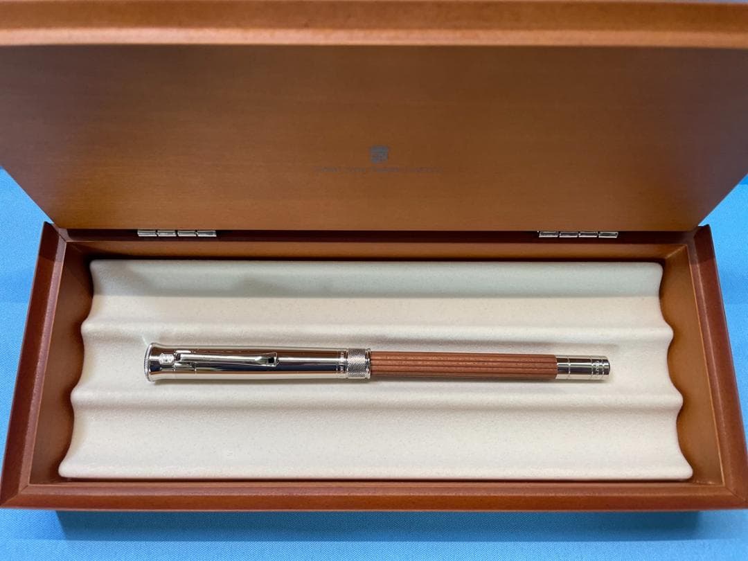 グラフフォンファーバーカステル　パーフェクトペンシル(鉛筆用)プラチナ