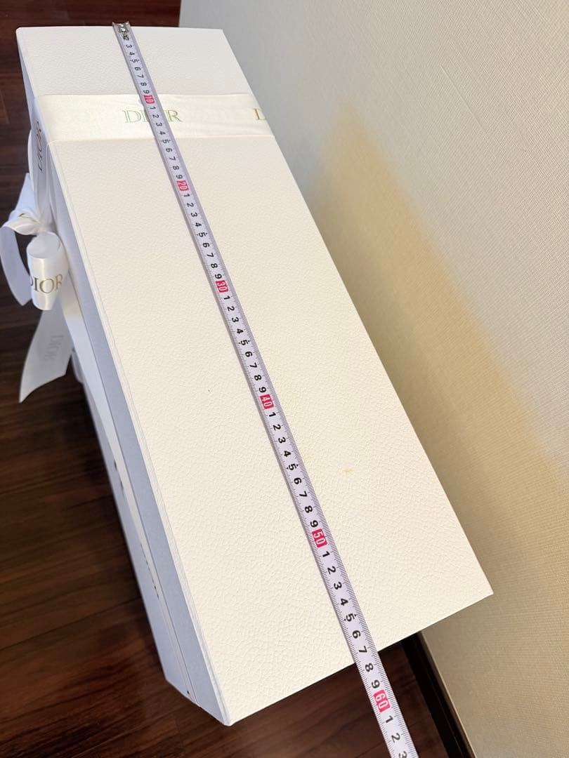 2/19まで Diorクリスマス 日めくりカレンダー 新品未開封