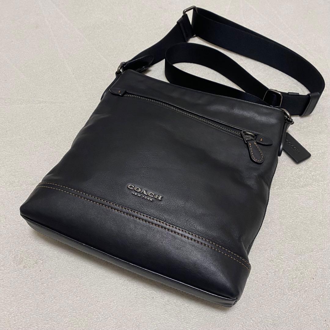 らむ！美品　コーチ ショルダーバッグ　 レザー 黒 グラハム　F78147