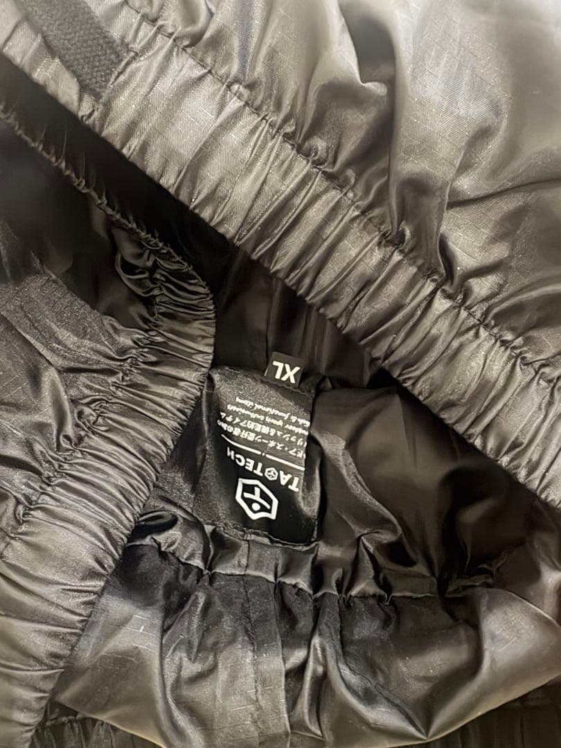 新品　libelice スノーウェア上下セット　タオテック　XL